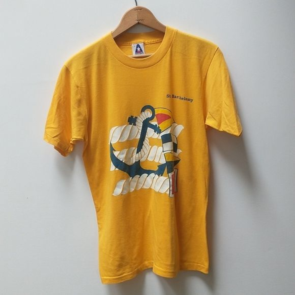 Vintage. St. Barthélémy‎ Yellow T shirt. Kids Large. Single stitch.